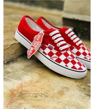 Checkered Classic Vans - Red