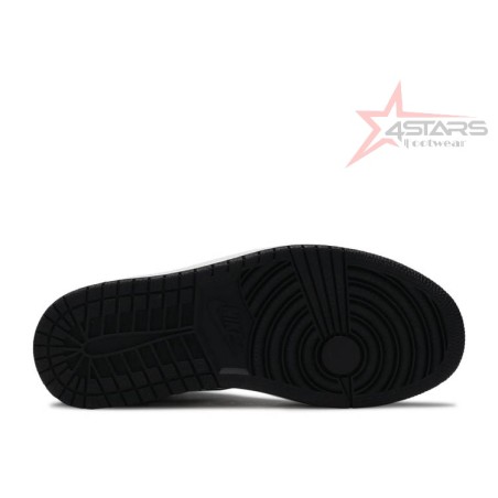 Air Jordan 1 Retro High OG Black and White
