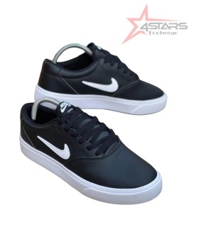 Nike SB Chron Leather - Black and White