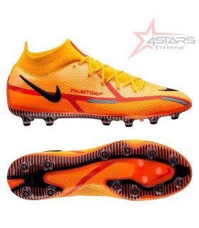 Limited Edition NIKE Supreme Classy Football Boots in Parklands/Highridge -  Shoes, Patrick Football Boots Kenya