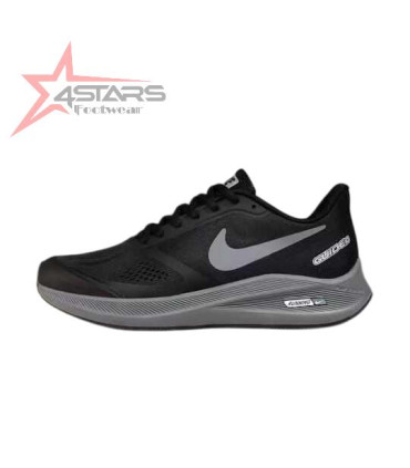 Nike Air Zoom Guide 10 Running Sneakers