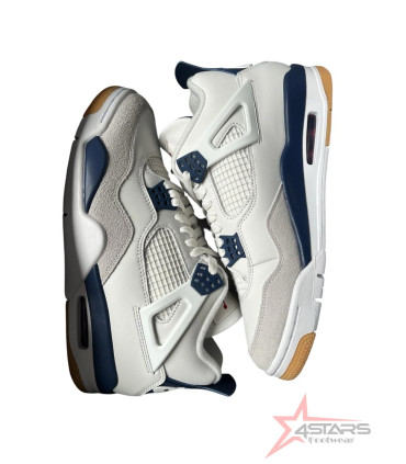Nike SB x Air Jordan 4 'Navy'