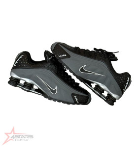 Nike Shox R4 - Grey/Black