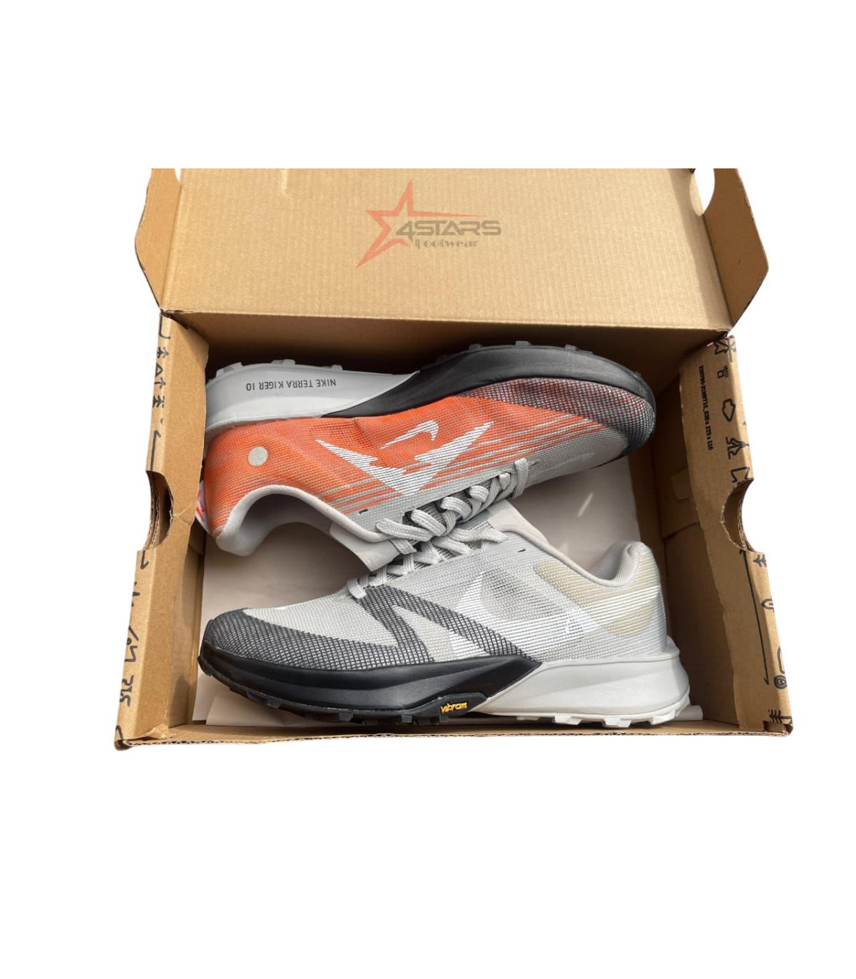 Nike Terra Kiger 10 Trail Running Shoes.