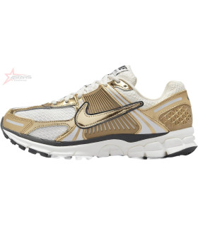 Nike Women's Zoom Vomero 5 Gold Sneakers