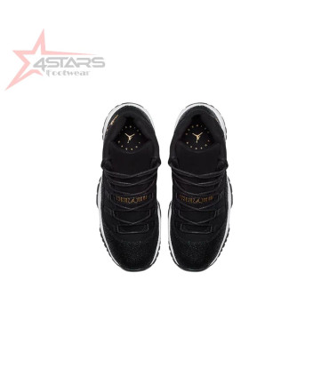 Air Jordan 11 Black Stingray
