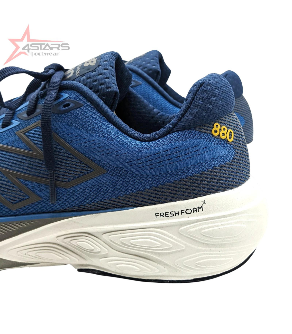 New Balance "Fresh Foam X 880v15" Men’s Athletic Running Shoe