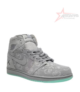 Air Jordan 1 Retro High OG KAWS