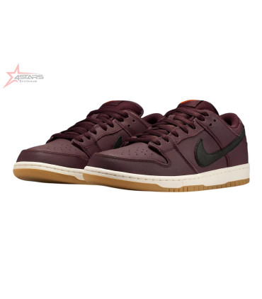 Nike SB Dunk Low “Burgundy Crush”