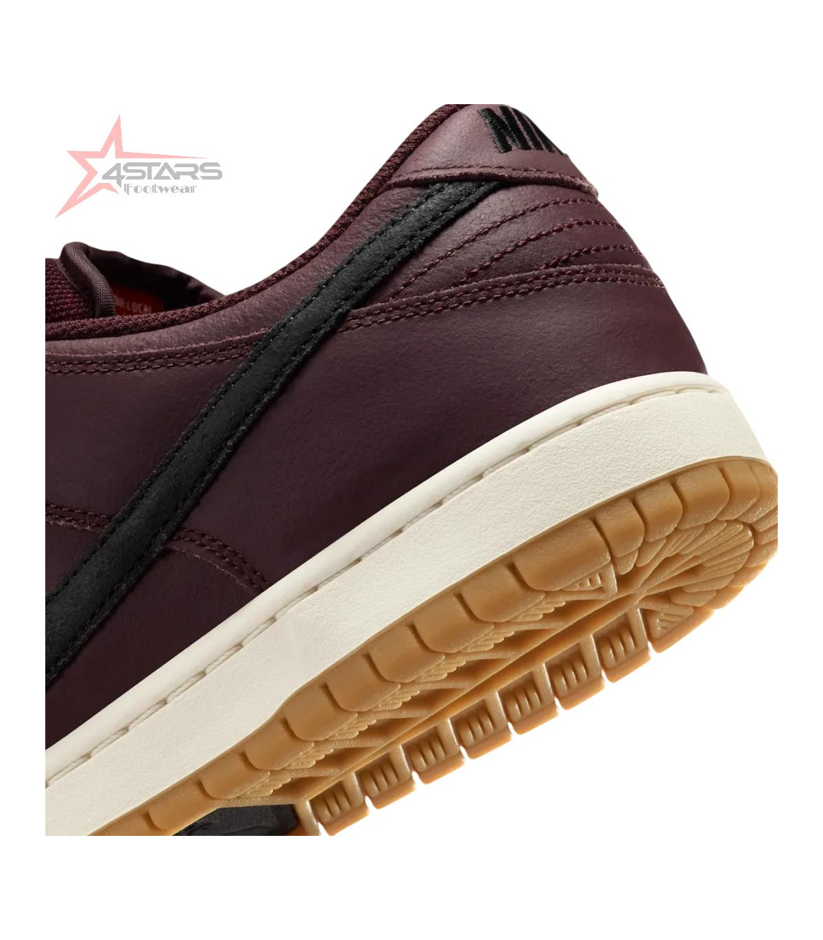 Nike SB Dunk Low “Burgundy Crush”
