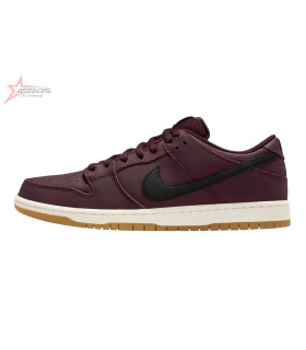 Nike SB Dunk Low “Burgundy Crush”