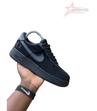 Nike Air Force 1 Low Luxe SE x Oregon “Triple Black”